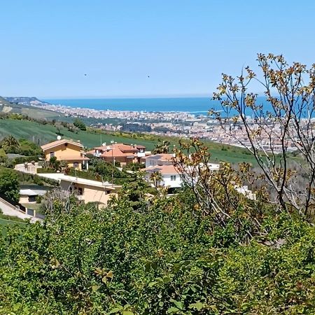 B&B Verena, Casa Ferrari Colonnella Buitenkant foto